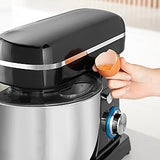 Black + Decker 1300w Stand Mixer with 6 speed setting